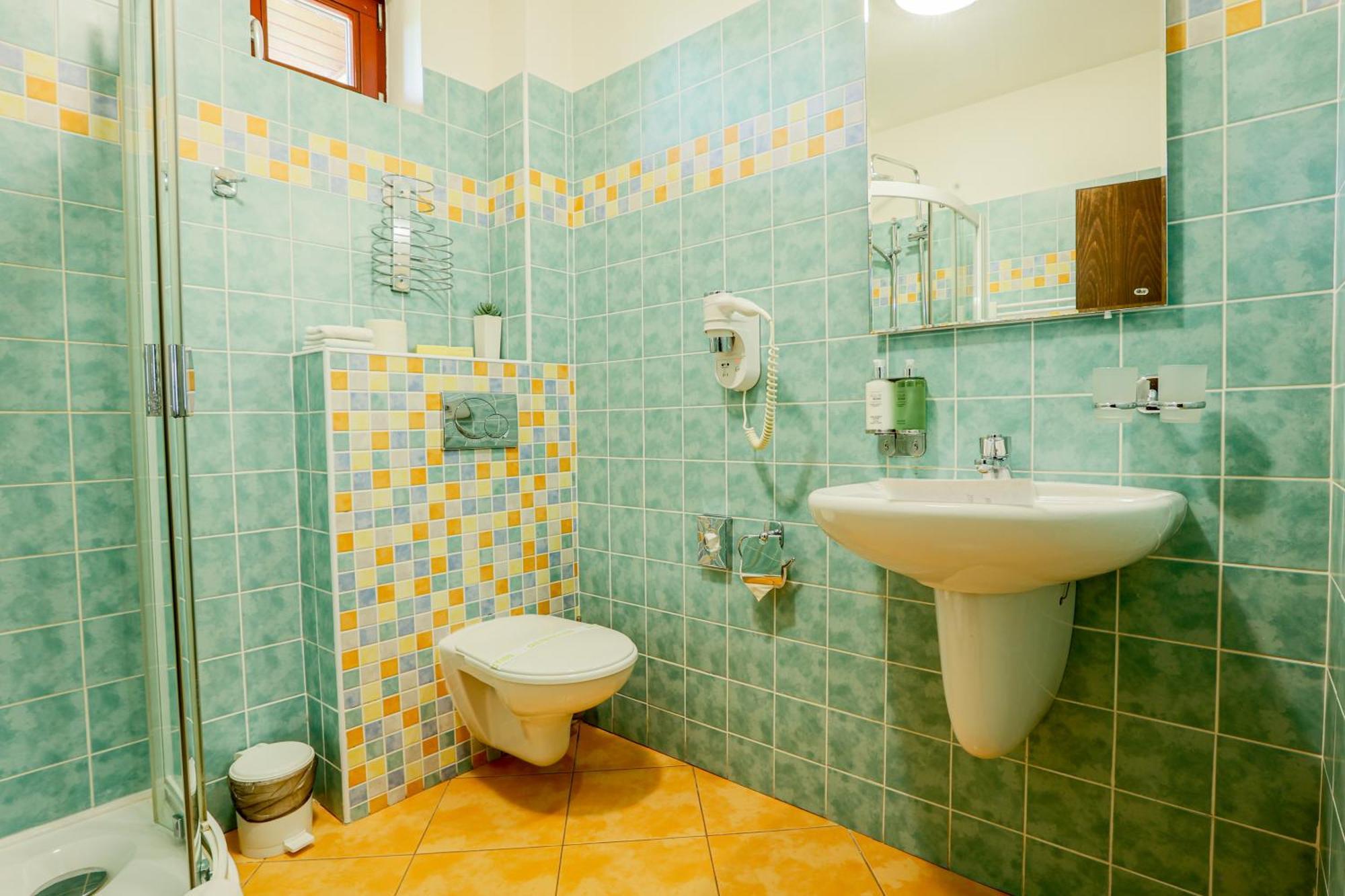 Grand Hotel Senica, Garni Kültér fotó