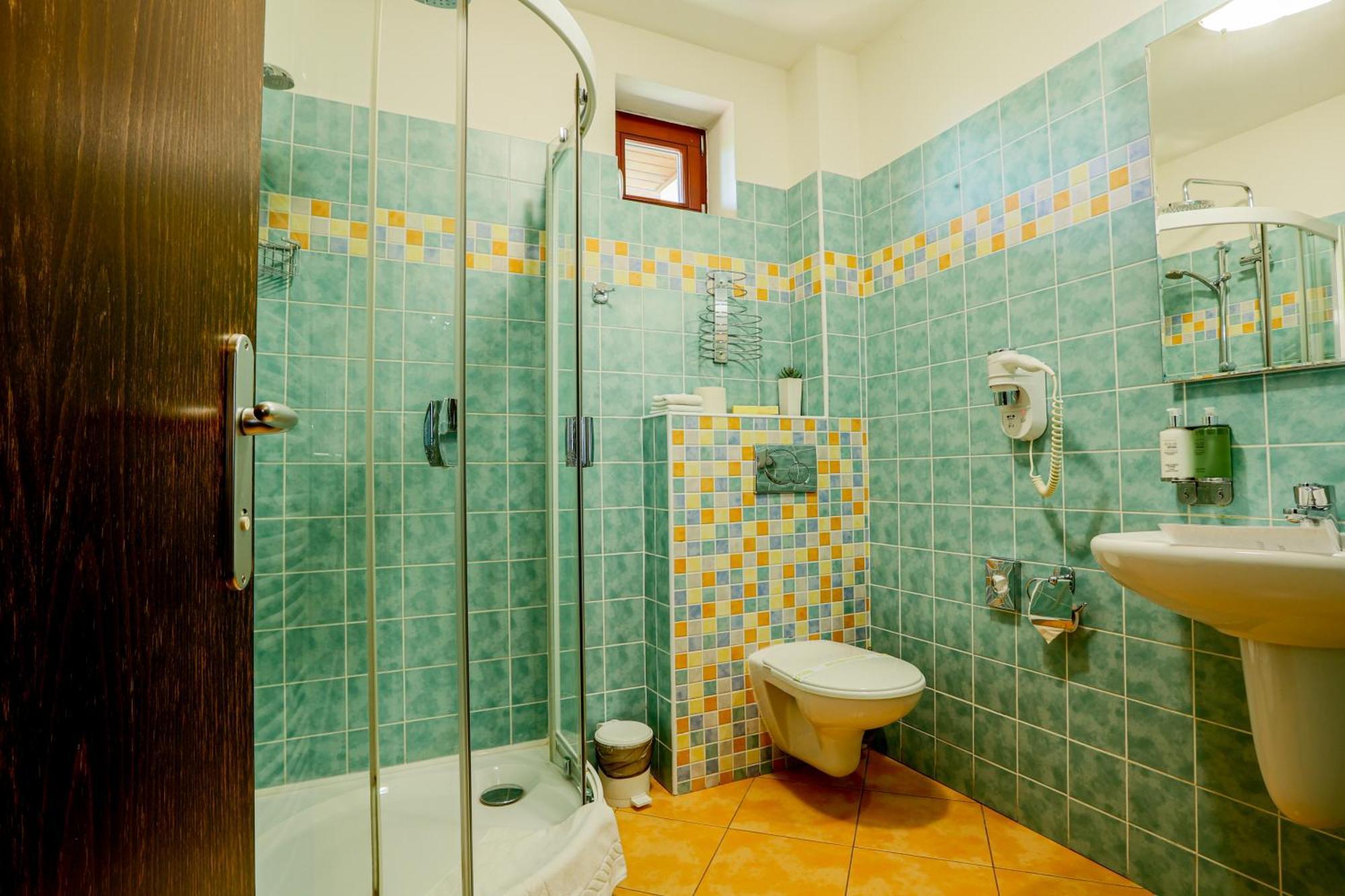 Grand Hotel Senica, Garni Kültér fotó